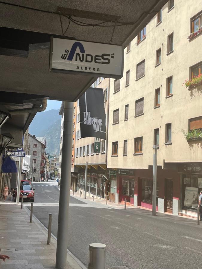 Alberg Els Andes Andorra la Vella Exteriör bild